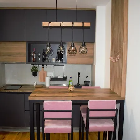 アパート Istra_28 Titova *